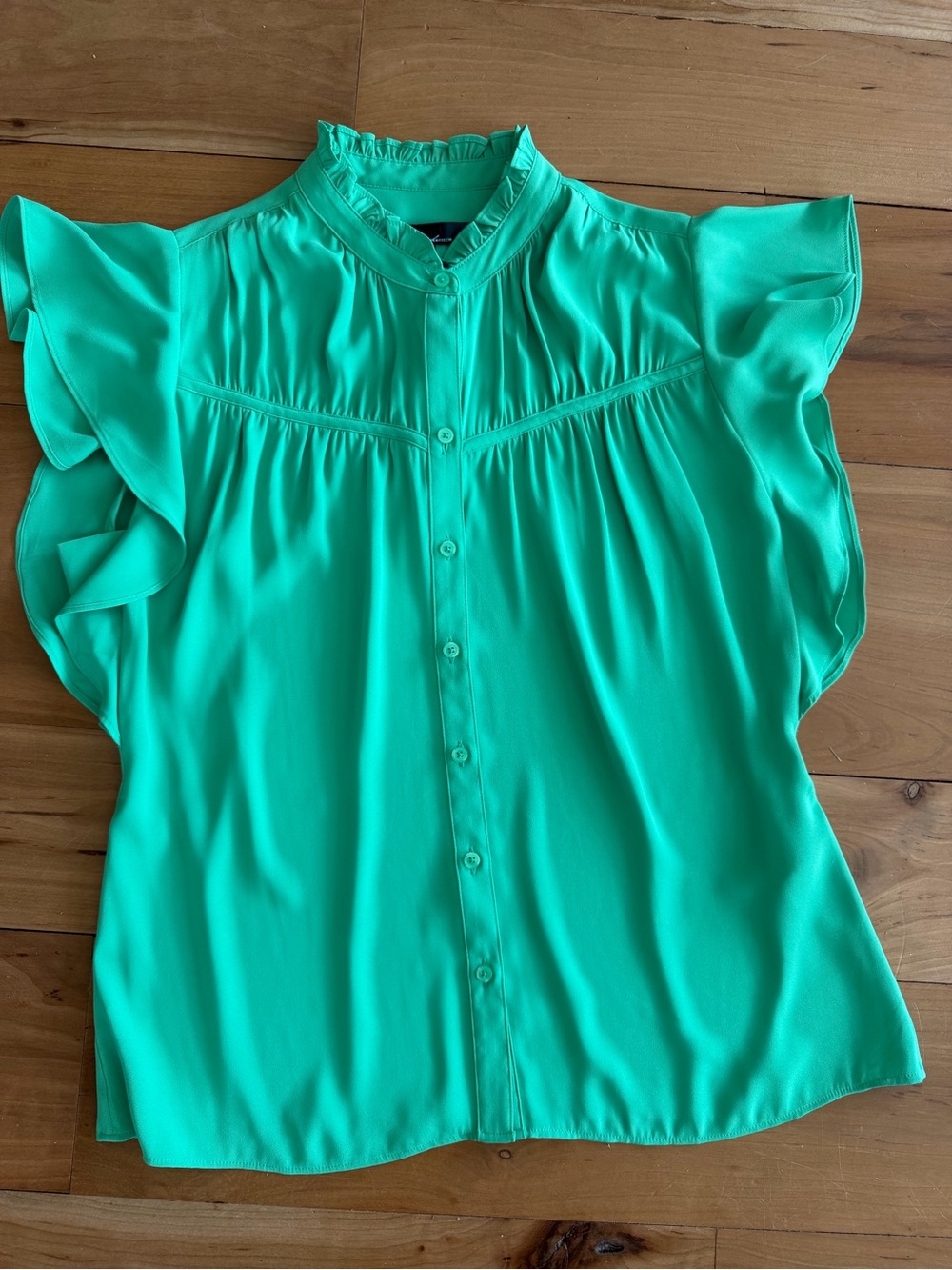 White House Black Market Mint Ruffle Cap-Sleeve Button Front Blouse Green Medium - Picture 3 of 12